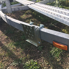 Подножка складная для лодочного прицепа